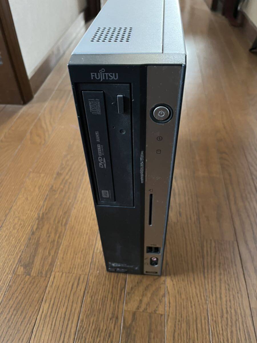 富士通 FUJITSU ESPRIMO FMV-D5290 Pentium(R) Dual-Core CPU E5300 @2.60GHz 4GB DVDスーパーマルチ 中古 デスクトップ 現状品_画像1