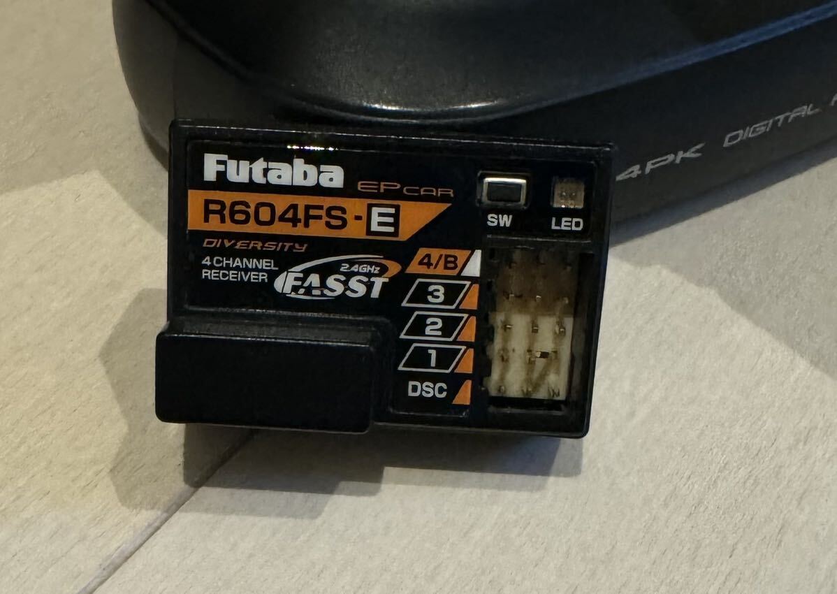  Futaba Propo 4PK sending receiver set R604FS- E