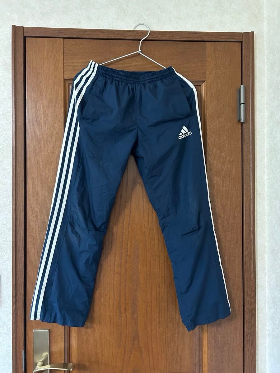 adidas ナイロンパンツ150サイズ