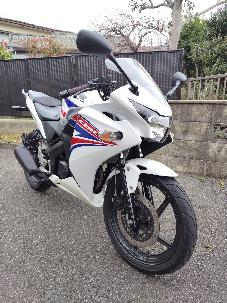 CBR125R JC50 原付二種 YZF GSXの画像1