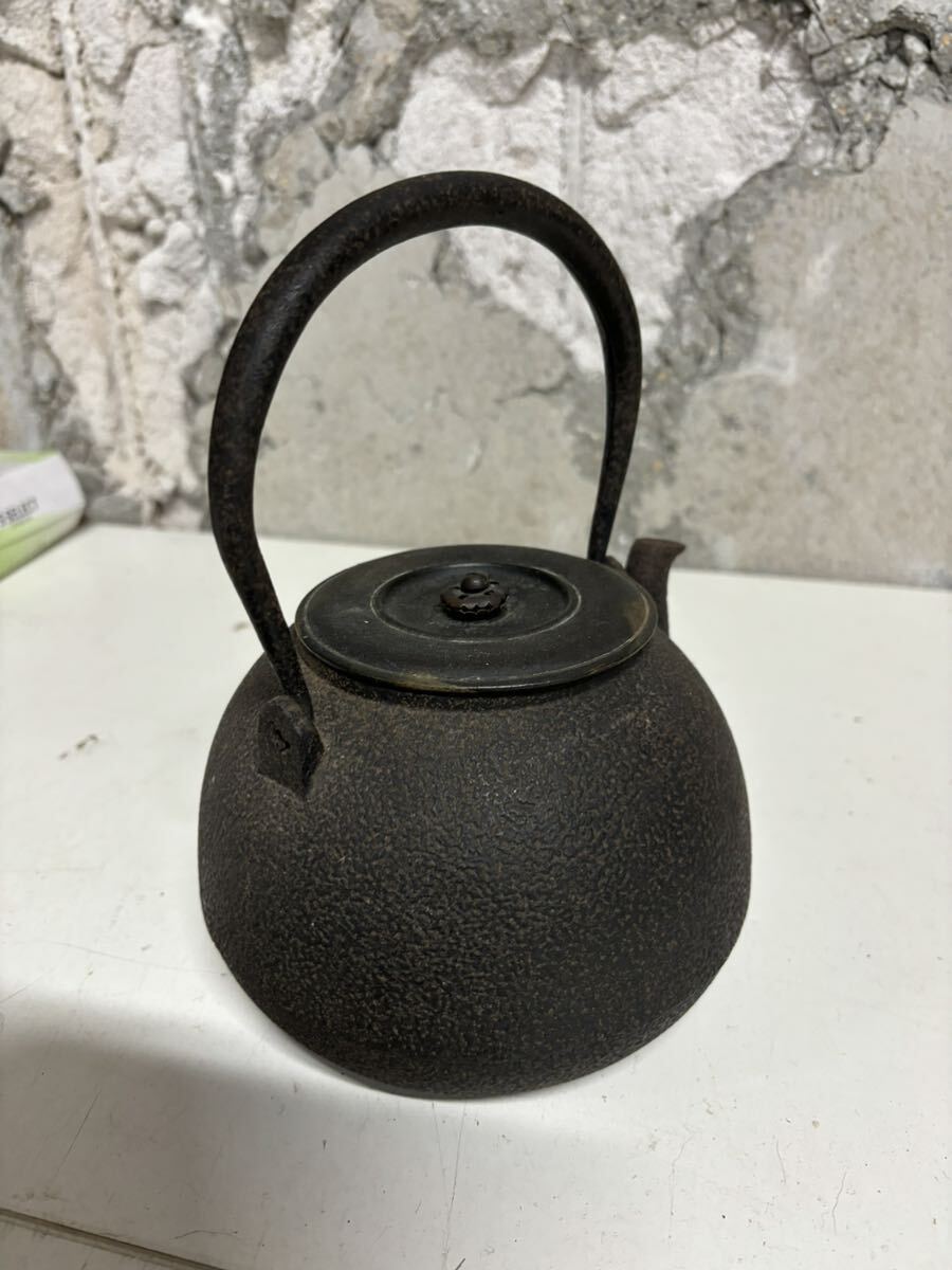 旧家蔵出し　鉄瓶 龍文堂造　茶道具 茶器 煎茶道具 湯沸 1550g_画像2