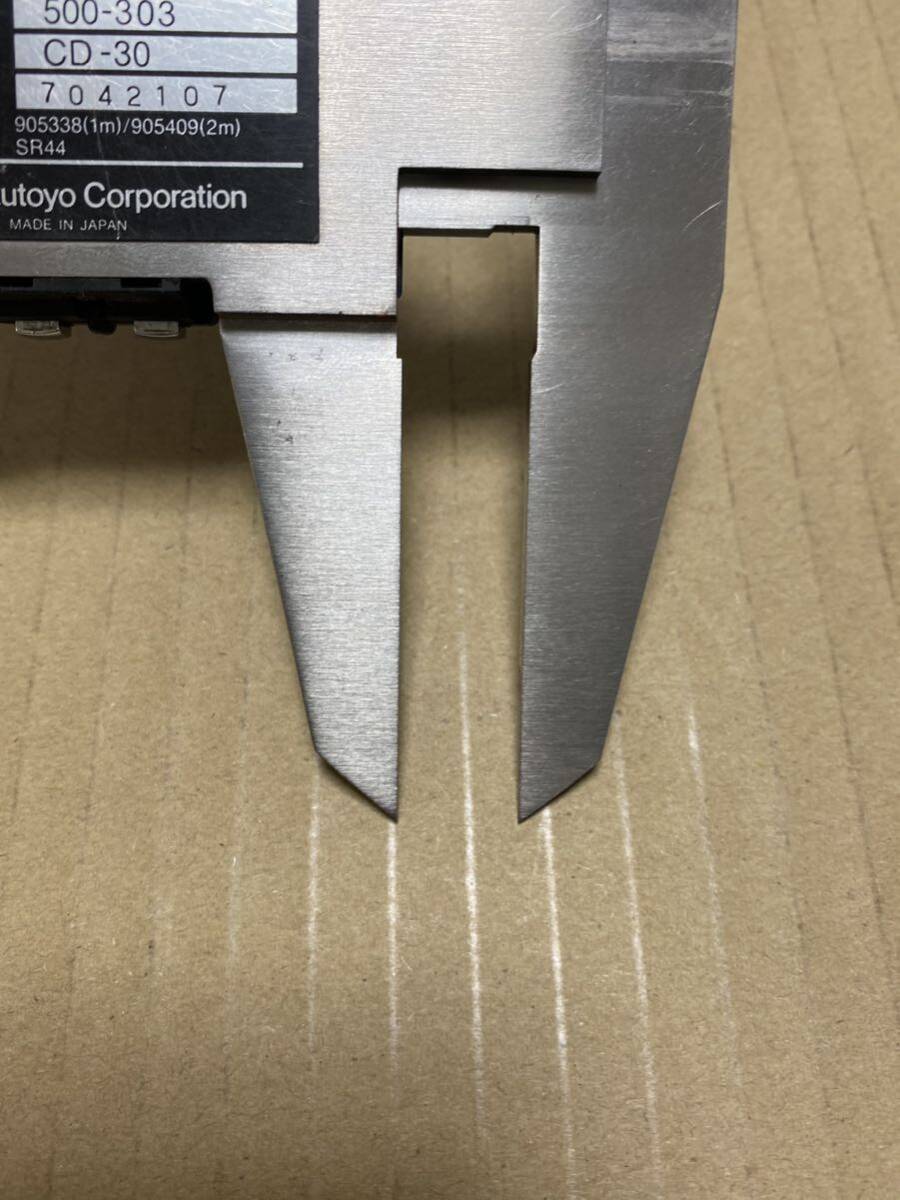 mitsutoyoMitutoyo digital vernier calipers CD-30