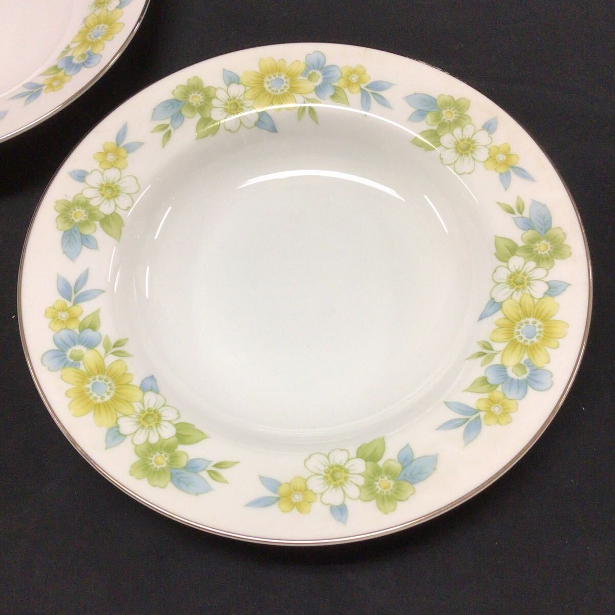花柄 プレート 2枚セット パスタ皿 深皿 お皿 中皿 カレー皿 洋食器 銀彩の画像2