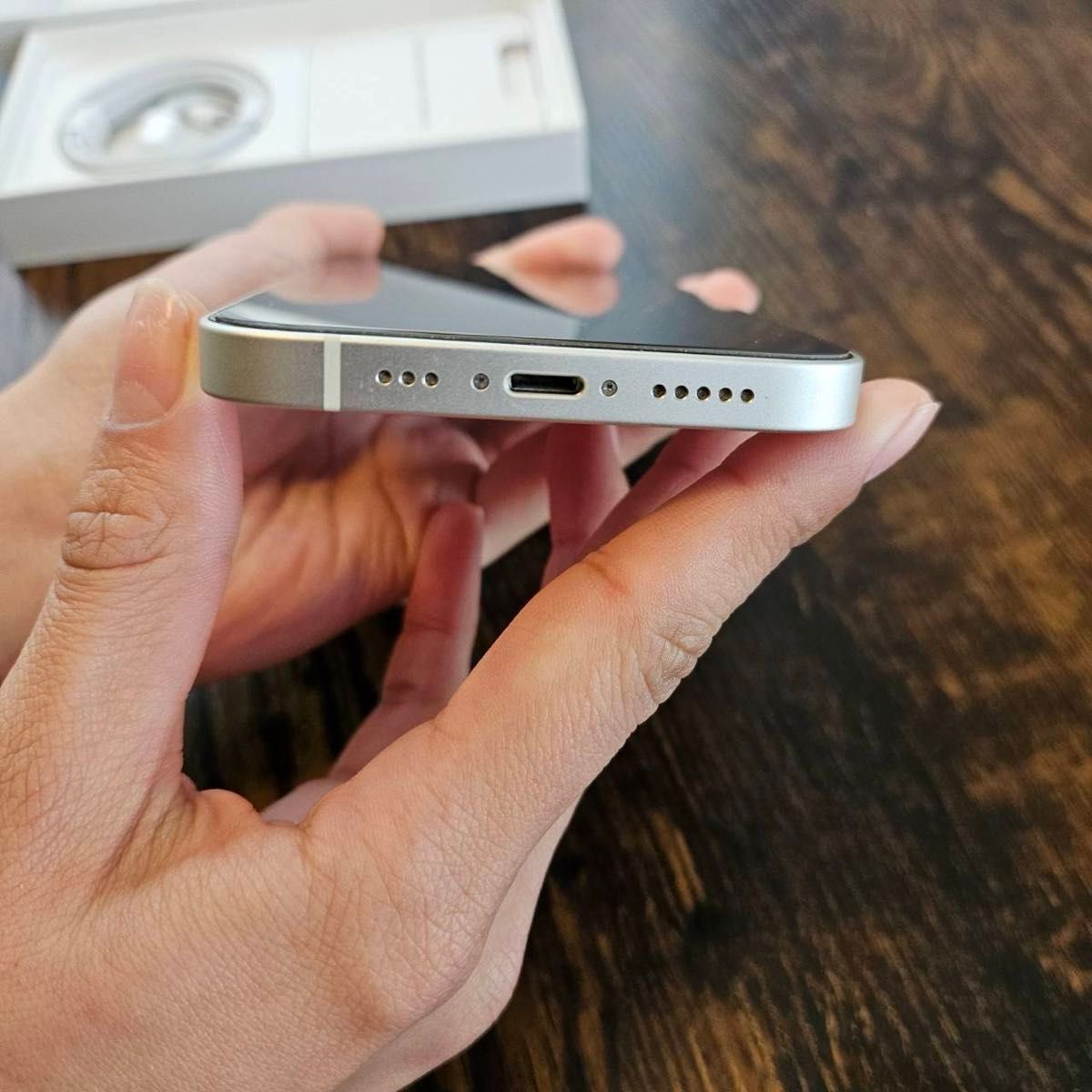 iPhone 13 スターライト 256 GB SIMフリー|Yahoo!フリマ(旧 iPhone 13 スターライト 256 GB SIMフリー|Yahoo!フリマ(旧