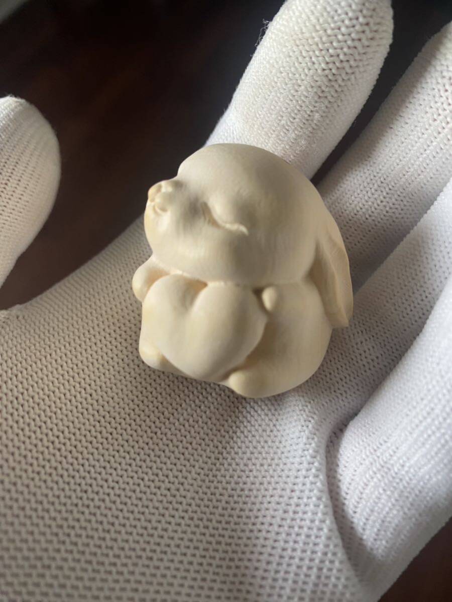 . be . popular new work! tree carving ... rabbit pretty . sculpture Buxus microphylla material fortune . handicraft netsuke height approximately 4cm yellow . tree real tree netsuke 