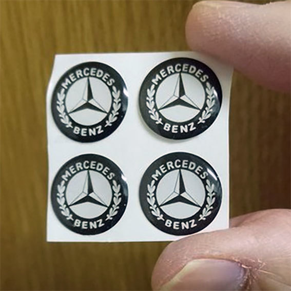 Mercedes-Benz　　メルセデスベンツ　キーホールステッカーカバー　別バージョン　４個セット_画像2