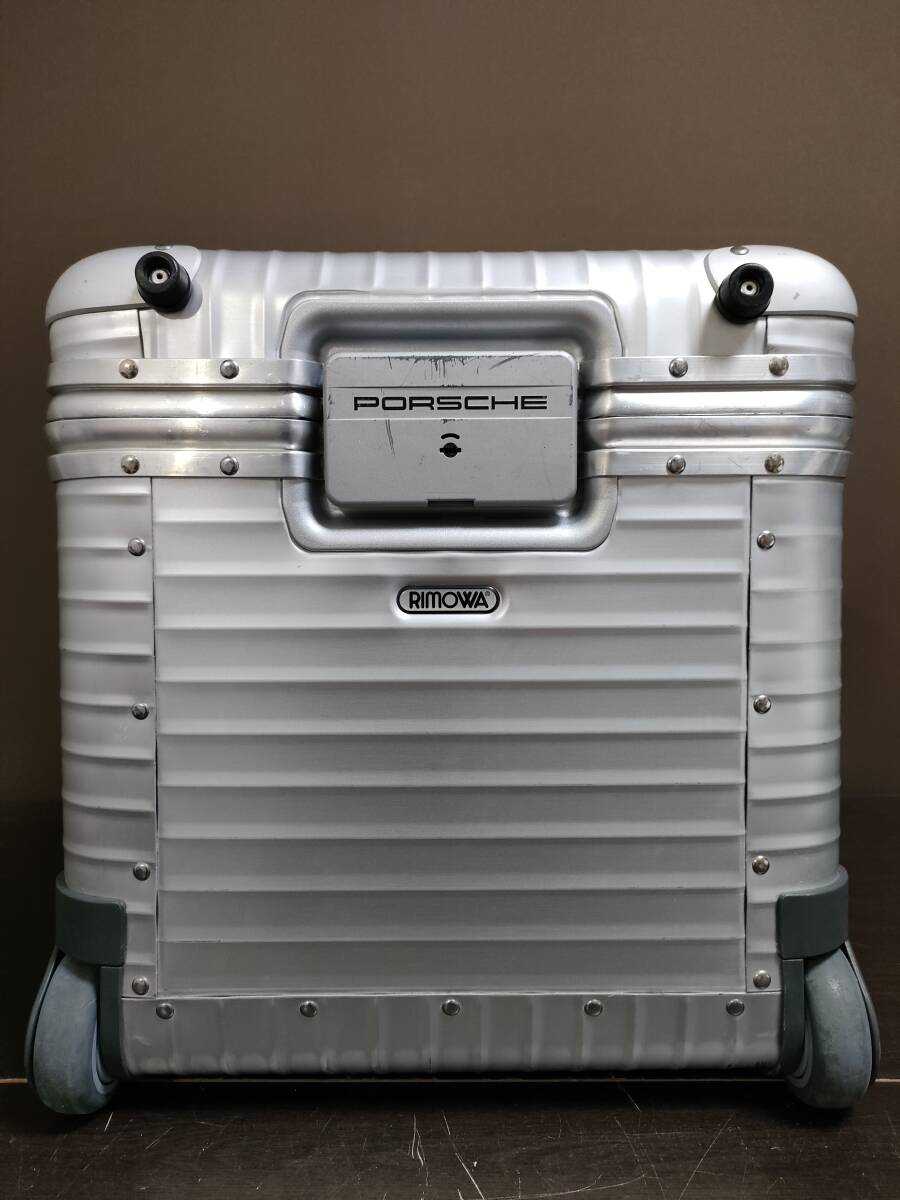 RIMOWA 超絶稀少変則4輪廃盤ポルシェ別注アルミ製PTSトロリー RIMOWA 超絶稀少変則4輪廃盤ポルシェ別注アルミ製PTSトロリー