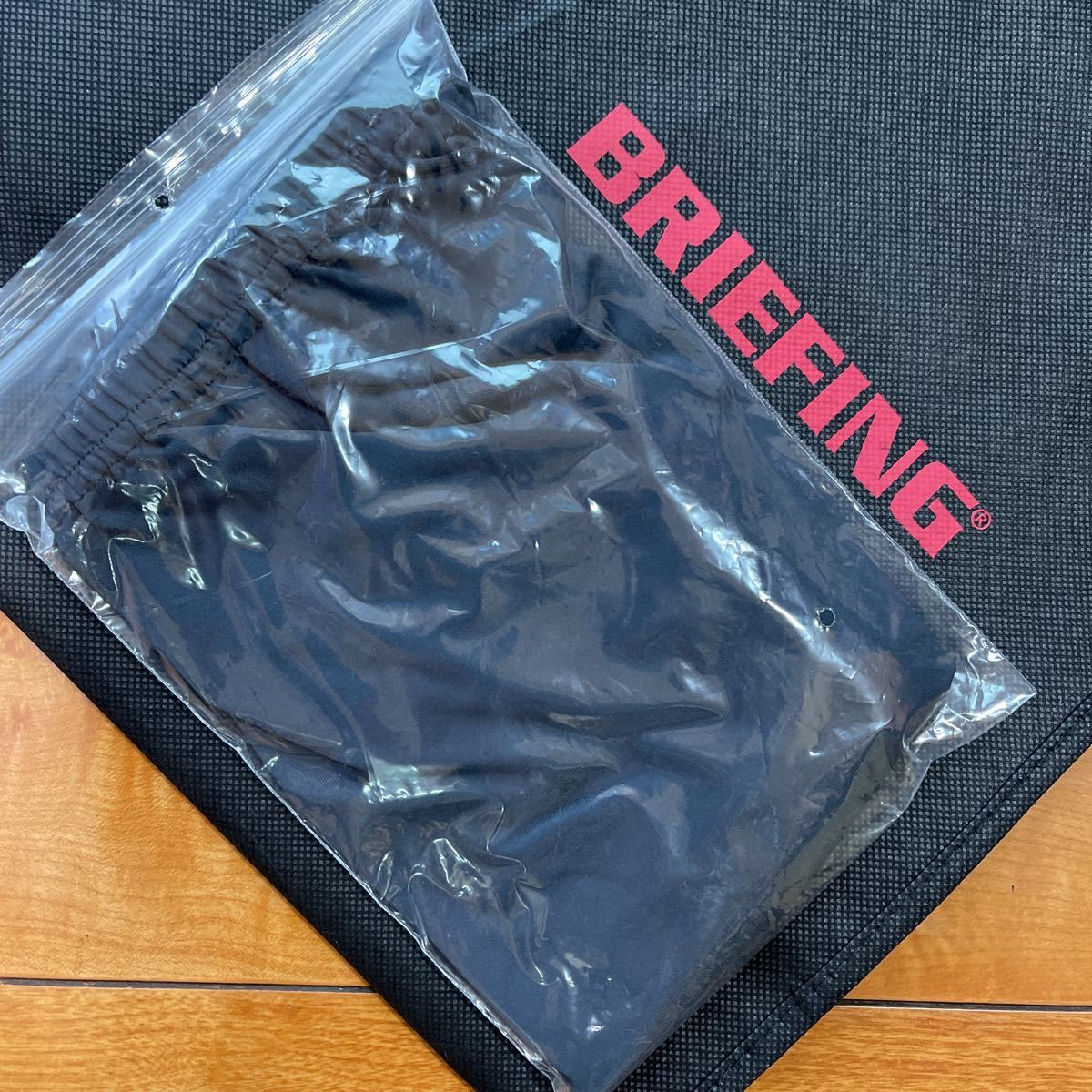 送料無料BRIEFING GOLFブリーフィングWOMENS接触冷感機能素材ペチパン吸水速乾DRYベタ付軽減stressfreeダークGrey(L)新品未使用品_画像1