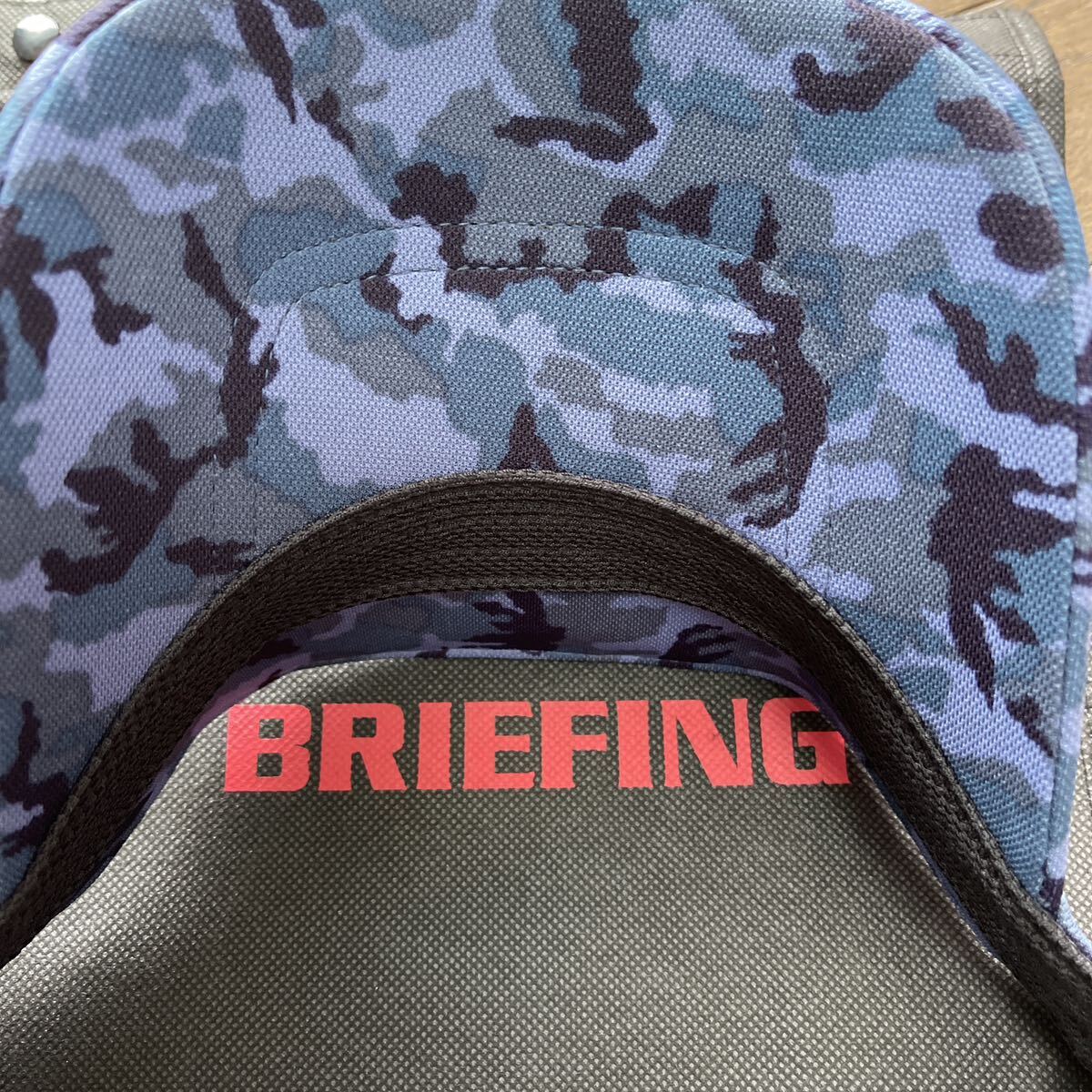 送料無料BRIEFING GOLFブリーフィングB-SERIES CAMOバイザーBG星条旗モチーフサークルBマーク汗止め速乾ベルクロ調節Navy(お買得)新品_画像6