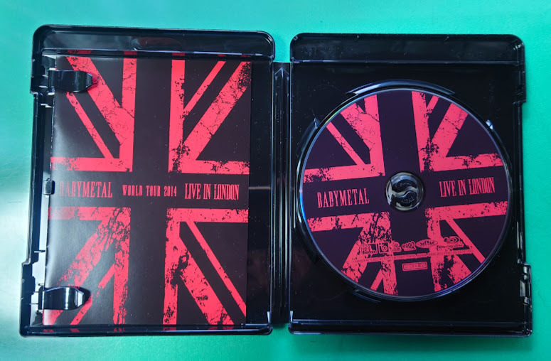 中古 LIVE IN LONDON -BABYMETAL WORLD TOUR 2014- [Blu-ray] (ブルーレイディスク) TFXQ-78120の画像3