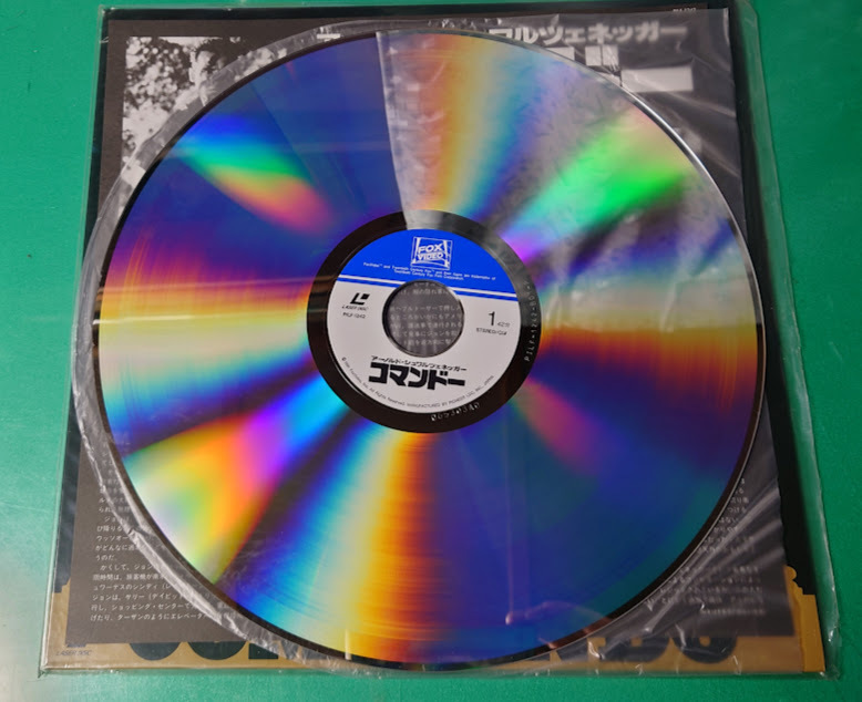 LD commando -COMMANDOa-norudo*shuwarutsenega- Western films movie laser disk 