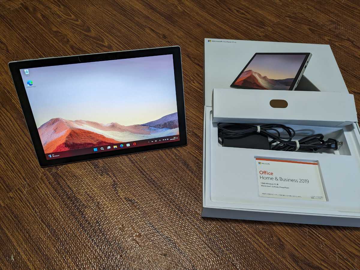 【即決】office付 Surface Pro7 12.3インチ Core i5-1035G4/8GB/128GB/Windows11