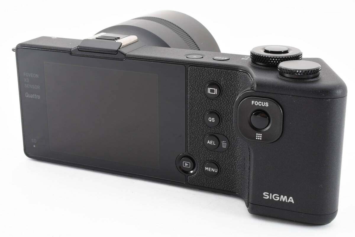 SIGMA デジタルカメラ dp0Quattro FoveonX3 有効画素数2,900万 SIGMA デジタルカメラ dp0Quattro FoveonX3 有効画素数2,900万