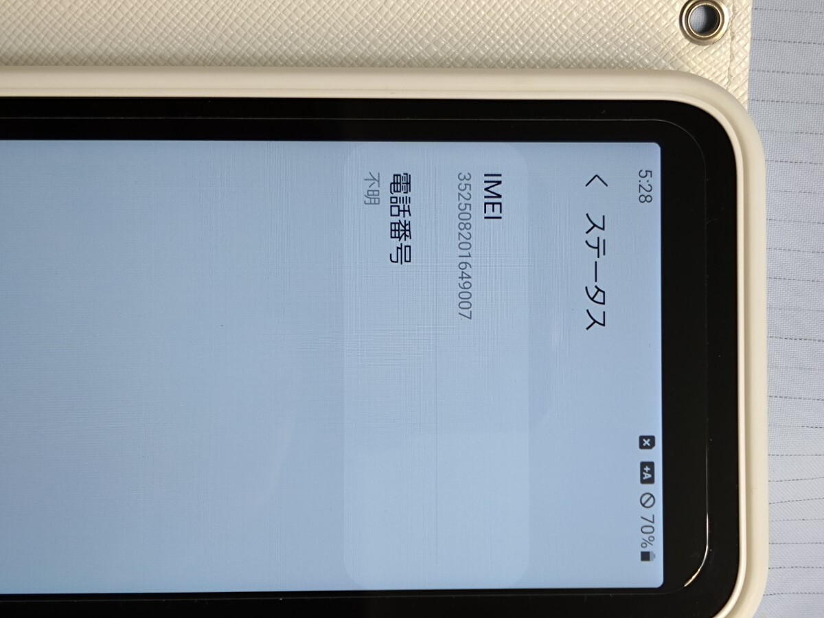 Galaxy 5G Mobile Wi-Fi SCR01 White ホワイト モバイルルーター WIMAX ケース付き　中古_画像3