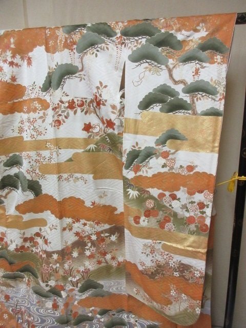 1 jpy superior article silk kimono long-sleeved kimono ... industry go in . gold paint four season flower .. scenery high class . length 162cm.68cm * excellent article *[ dream job ]****