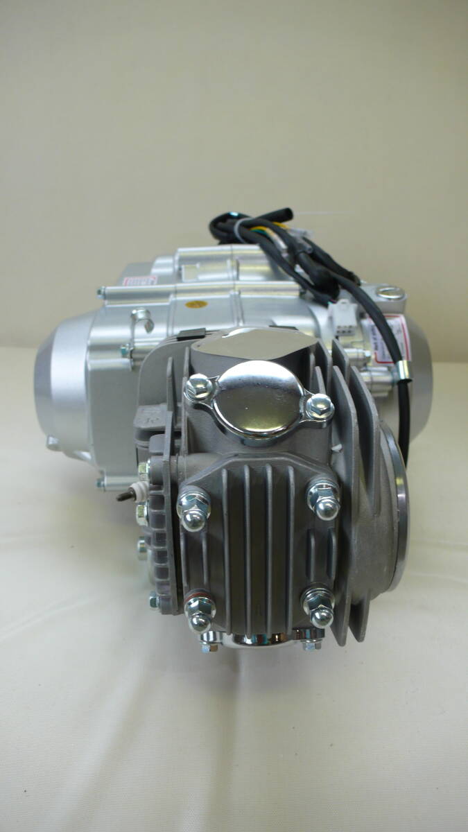 新品未使用 125cc遠心クラッチエンジン 下置きセル式 カブ モンキー ゴリラDAX シャリー ATV 修理交換用１２V 附属品ありの画像3