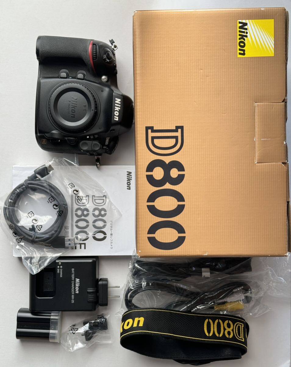 Nikon D800 ボディ 一眼レフカメラ 元箱付 ジャンク品の画像1