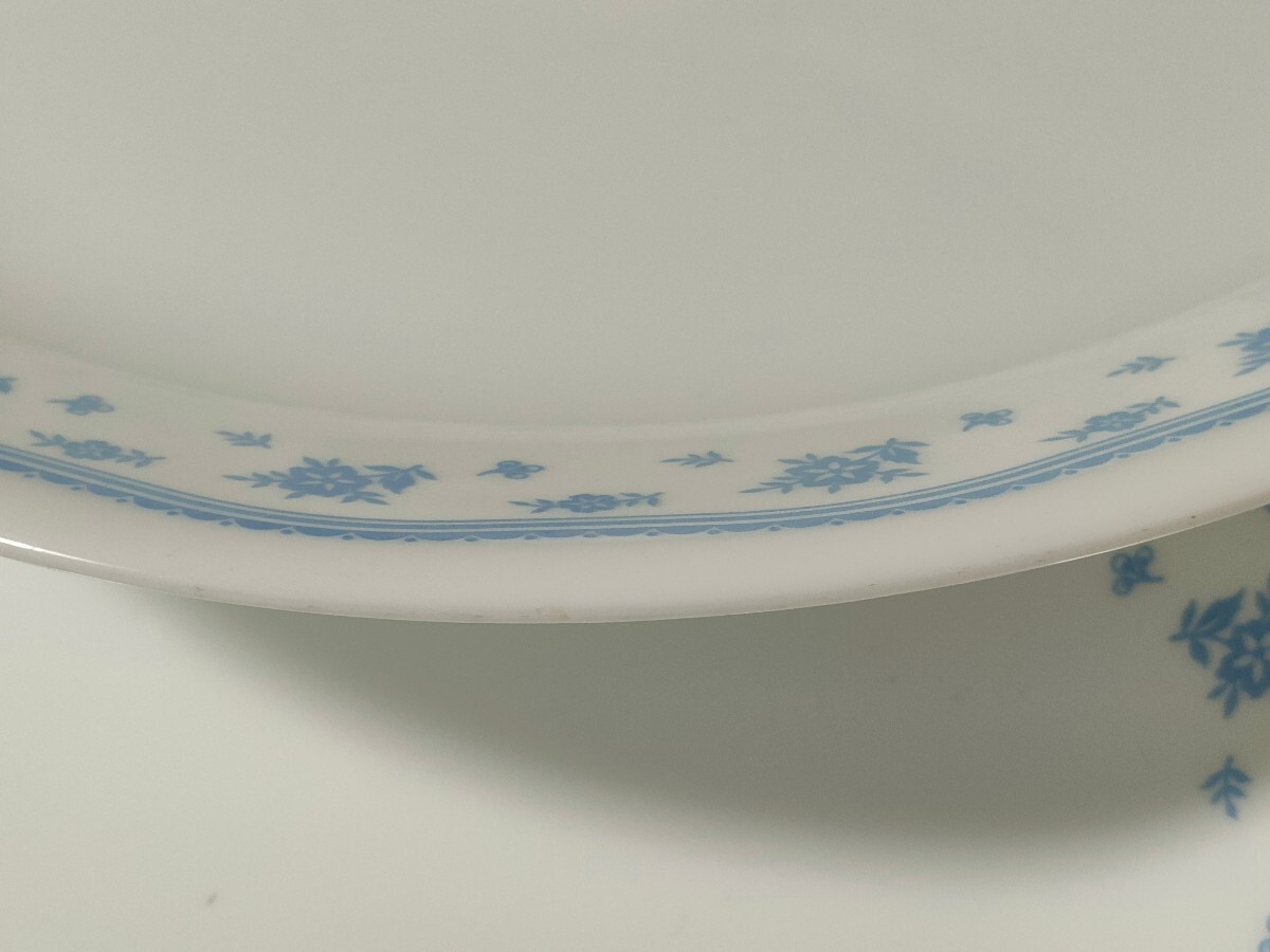 CORELLE by CORNING コレール / 31cm オーバル ×1 / 25cm 大皿 ×2 / 13.7cm 小ボウル ×2 / モーニングブルー 小花柄 プレート 皿 食器