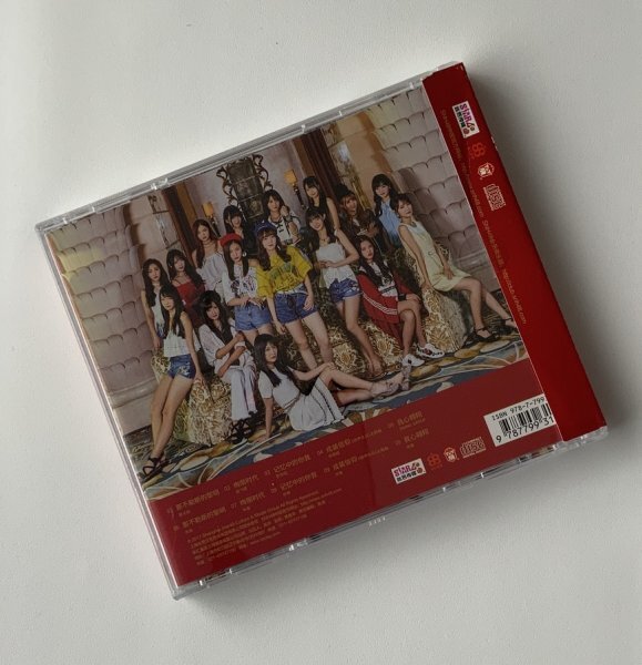 ☆ 上海アイドルグループ / SNH48 ☆ 『 GLORIOUS TIMES 』 現地 中国版CD・日本未発売品！_画像2