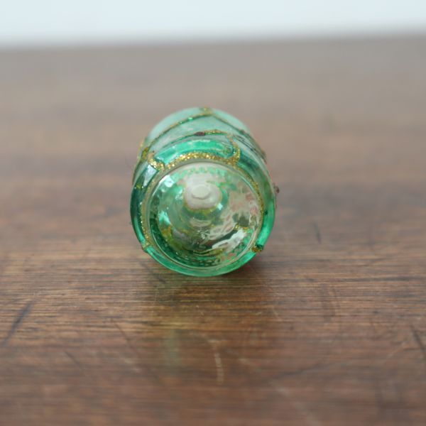 fc60539 小さな ガラスの香水瓶 花/フラワー 高さ約5cm 硝子_画像5