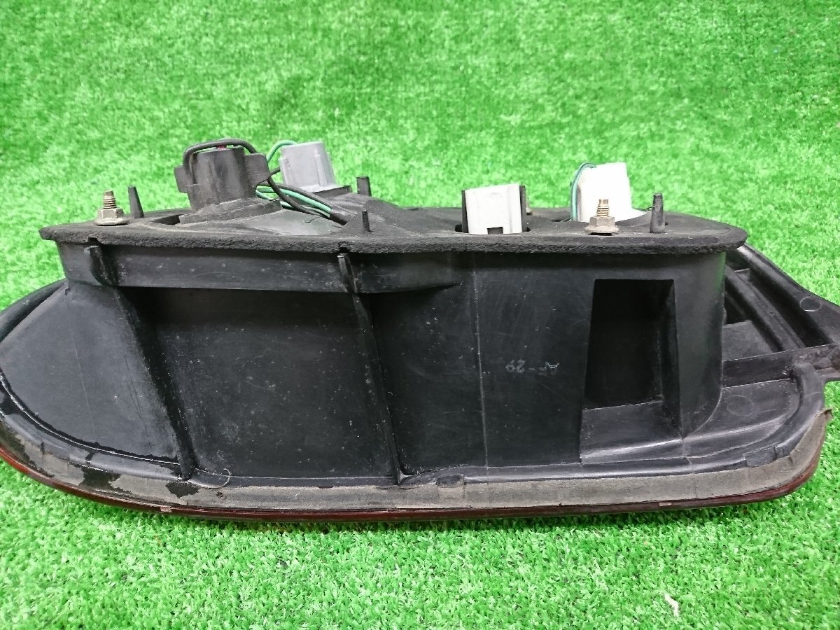 ★中古品★HONDA ホンダ ビート PP1 純正 右 テールランプ STANLEY 043-1146【他商品と同梱歓迎】_画像8