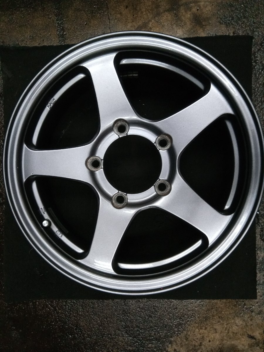 ★中古品★MANARAY SPORT 16×5.5J+22 139.7-5H ホイールセット 4本 SUZUKI ジムニーにて使用可能【他商品と同梱歓迎】_画像5