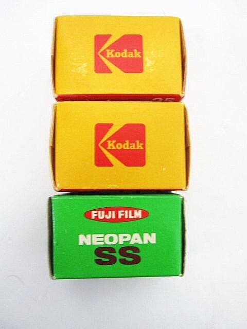 期限切れフィルム3本：①Kodachrome 25・KM135-36 2本 ②FUJI FILM NEOPAN SS 36 /コダック 富士フィルム■管理番号L27869YER-240324-10_画像4