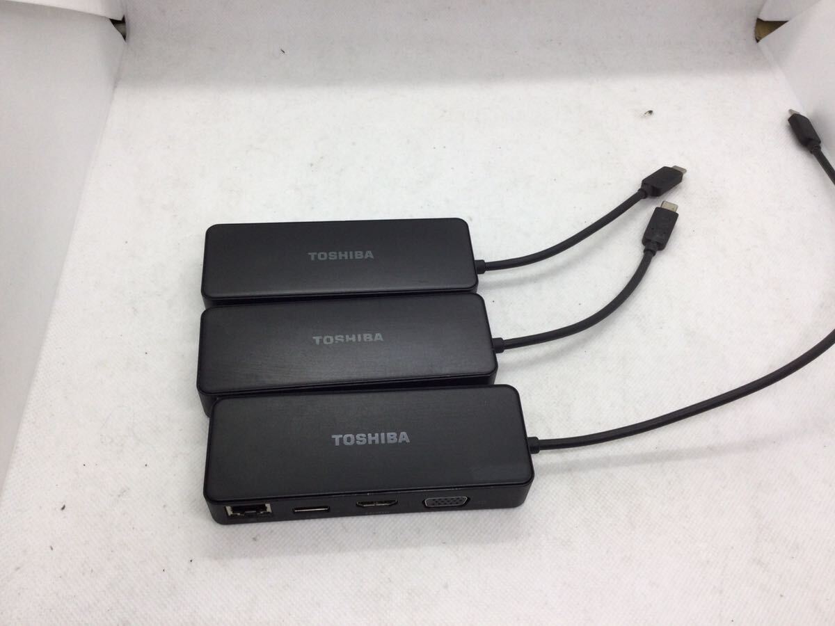 ◆0328)3個セット TOSHIBA USB－C to HDMI／VGA Travel Adapter PA5272U-3PRP・PA5272U-2PRP 2個_画像1