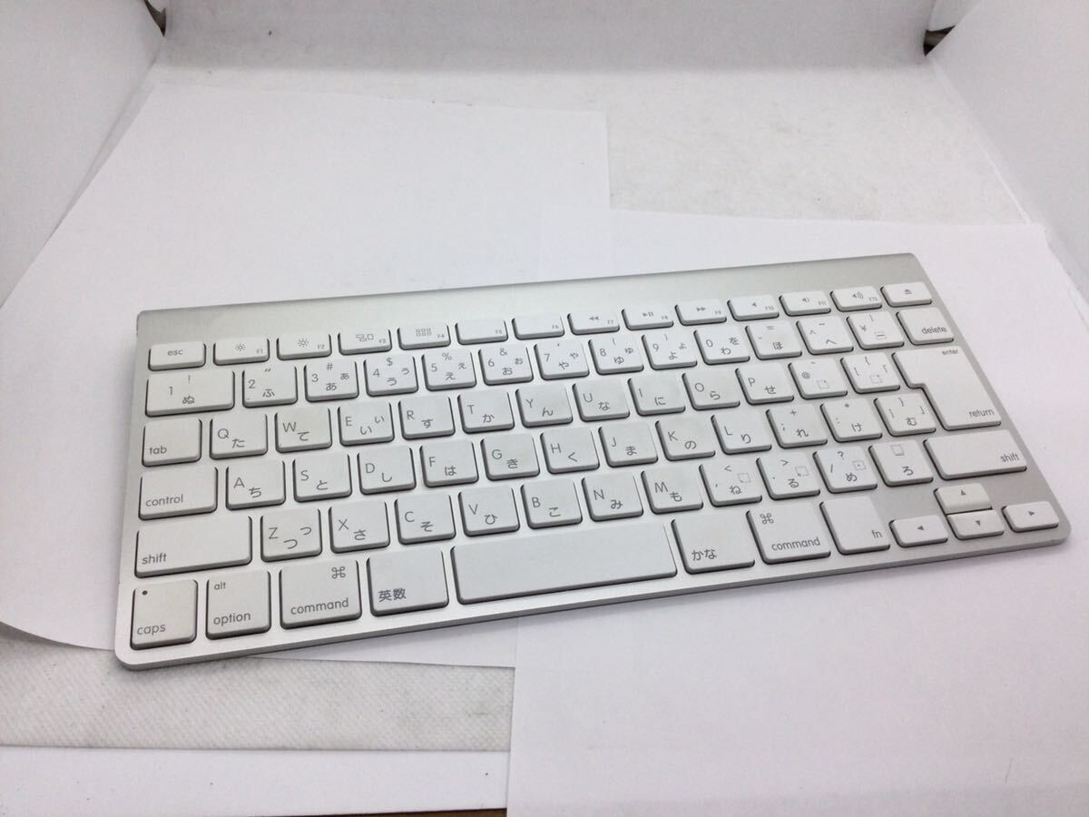 ◆(a13143) Apple純正 Wireless keyboard  A1314 の画像1