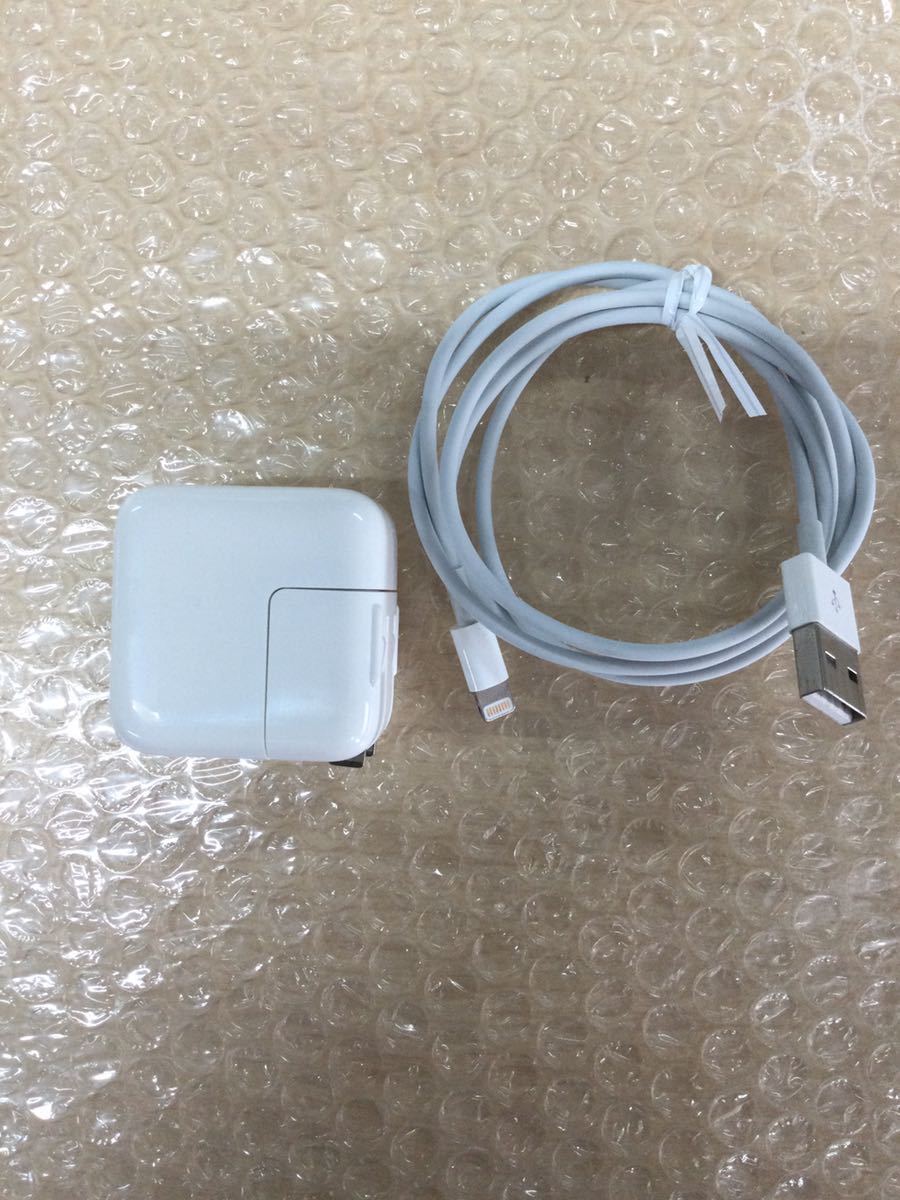 ◎(D0101) Apple 純正 10W USB 電源アダプター 充電器 A1357 ライトニングケーブル付 ACアダプタ USB アダプタ Adapter iPad iPhone Macの画像1