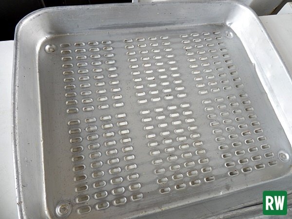【5枚セット】 水切りバット 色々 傷み多い 業務用 厨房用品 調理器具 アルミバット [3]の画像5
