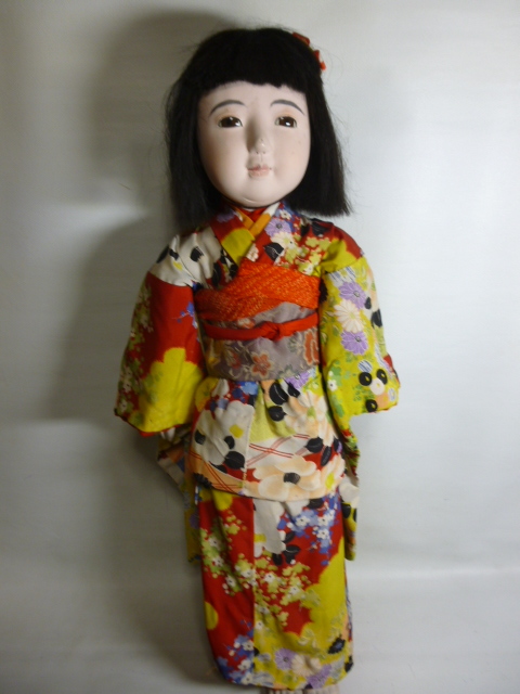 旧家から 市松人形 可愛い女の子 在銘 高さ約66ｃｍ 市松人形 売買されたオークション情報 Yahooの商品情報をアーカイブ公開 オークファン Aucfan Com