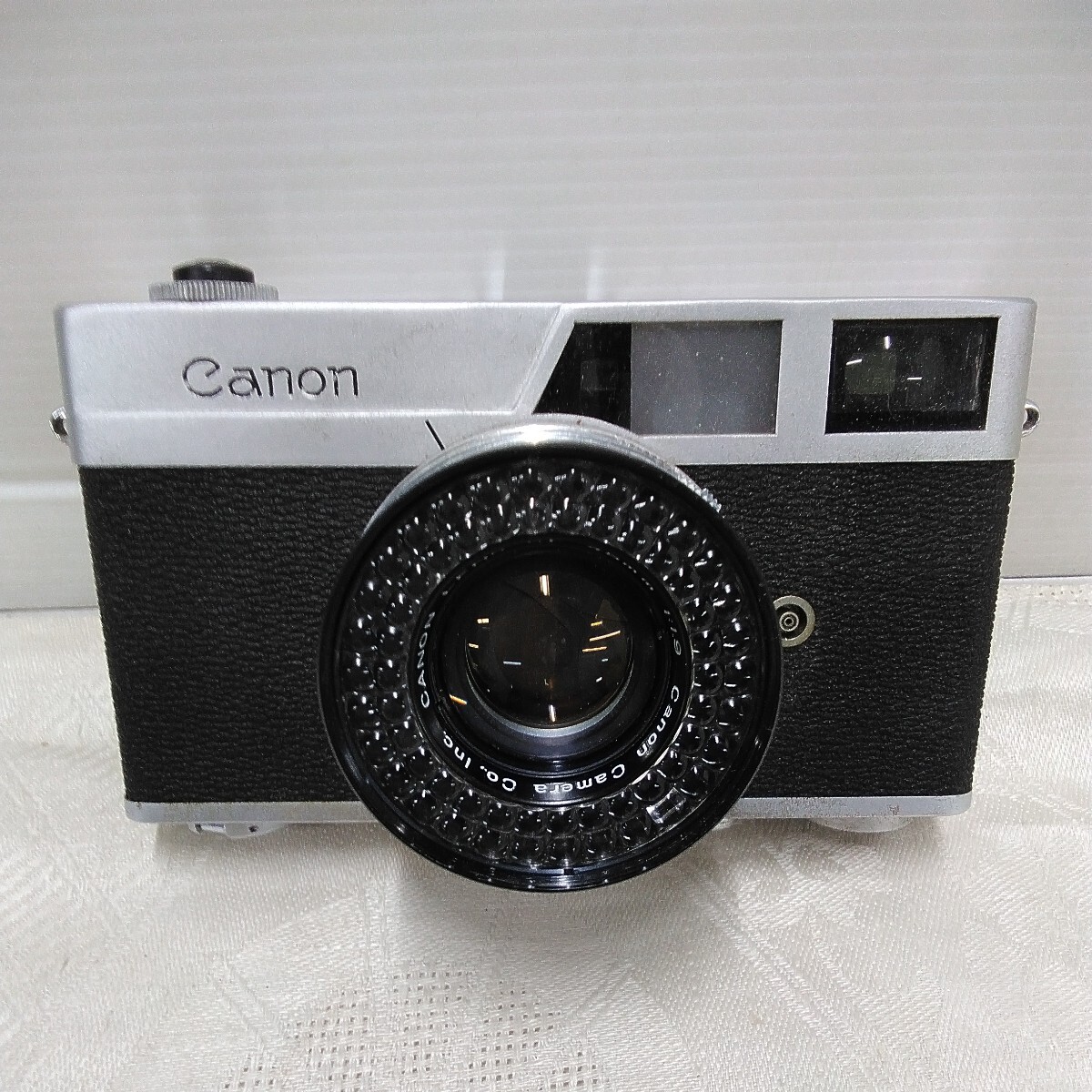 g_t T777 フィルムカメラ 昭和レトロ　キャノン　フィルムカメラ　「Canon Canonet ケース付き (現状品)」未確認_画像3