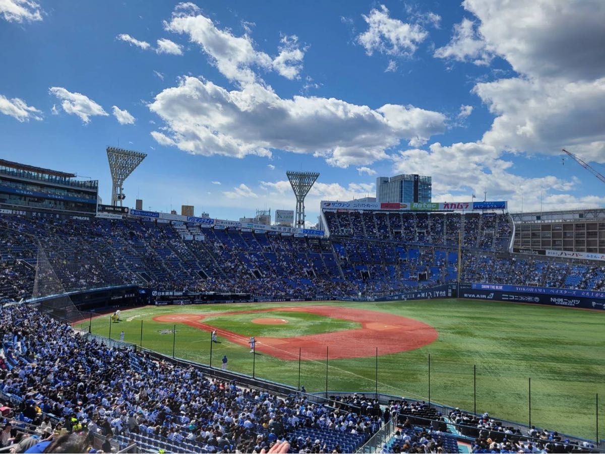 5月24日（金）横浜DeNAベイスターズvs広島東洋カープ  BAYSIDE  ウイング席　通路側2席