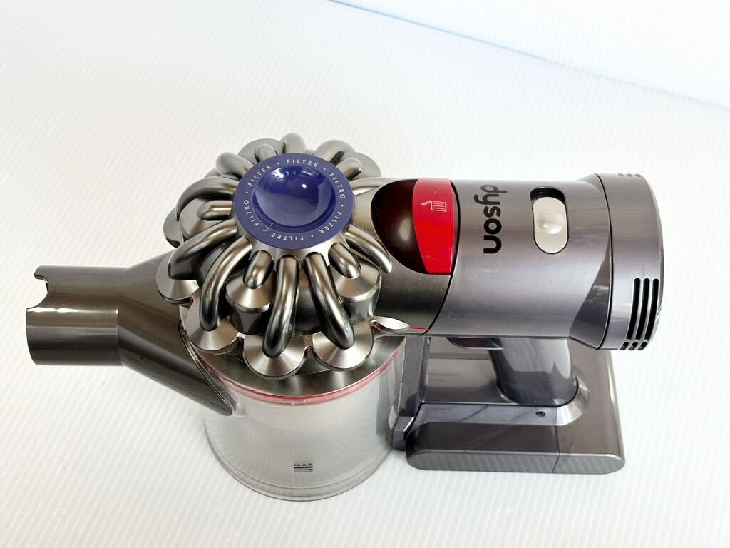 コードレスクリーナー ダイソン dyson V7 v7 fluffy 掃除機 サイクロンコードレスクリーナー Dyson _画像6