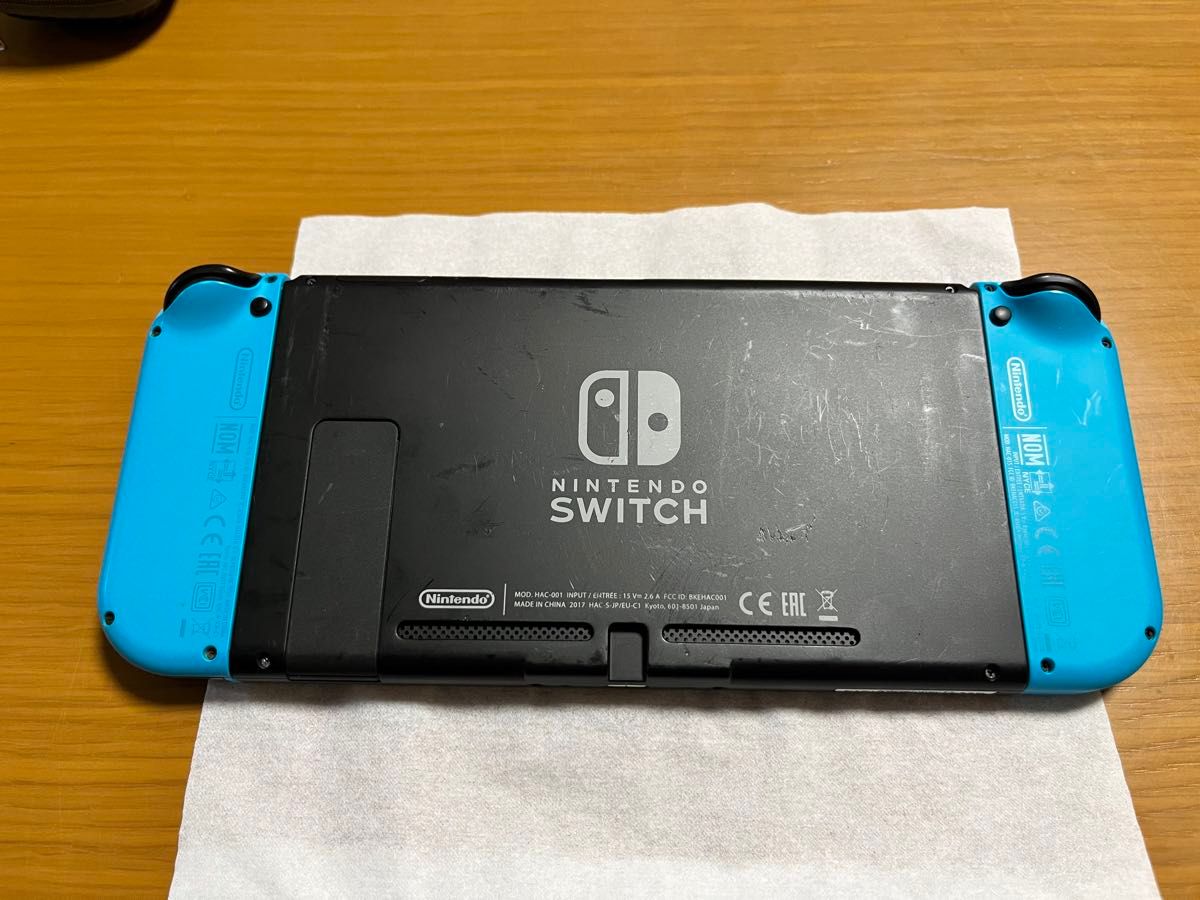 Nintendo Switch ニンテンドースイッチ 本体ジョイコンセット 2017年製 未対策機 ストラップ付き