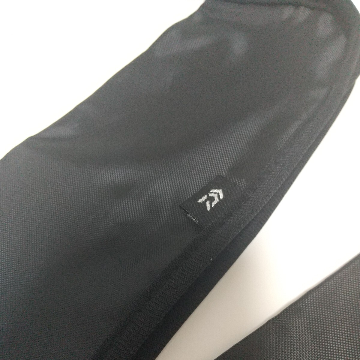 rd１１０６　 純正　ダイワ　DAIWA　チャック　竿袋　約　　１００cm ×　８ cm　ロッドカバー ケース　　匸_画像2