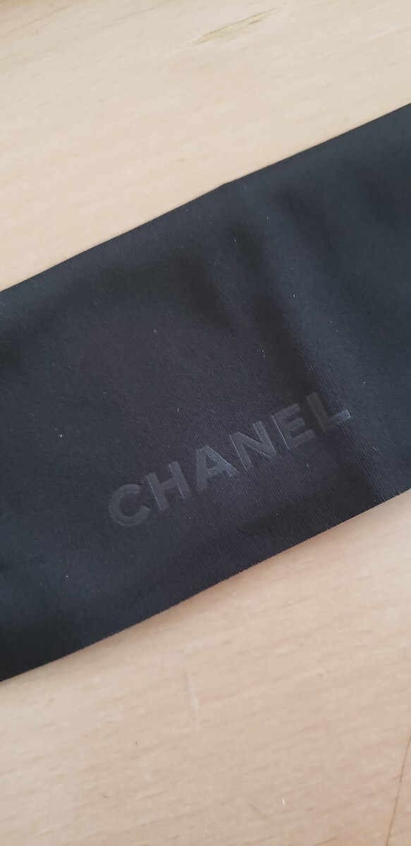 CHANEL　サングラスまたは メガネケース　新品_画像3