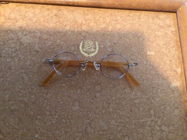べっ甲テンプルの眼鏡フレ－ム（RW-37）_画像3