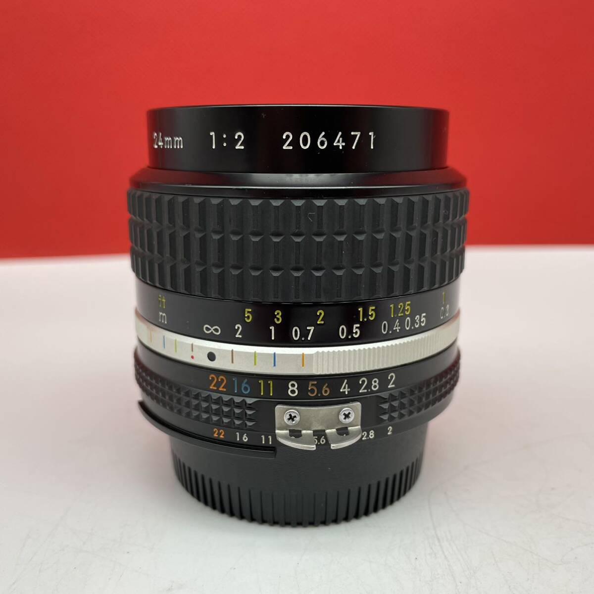 □ Nikon NIKKOR 24mm F2 Ai-s カメラレンズ 単焦点 ニコン_画像2