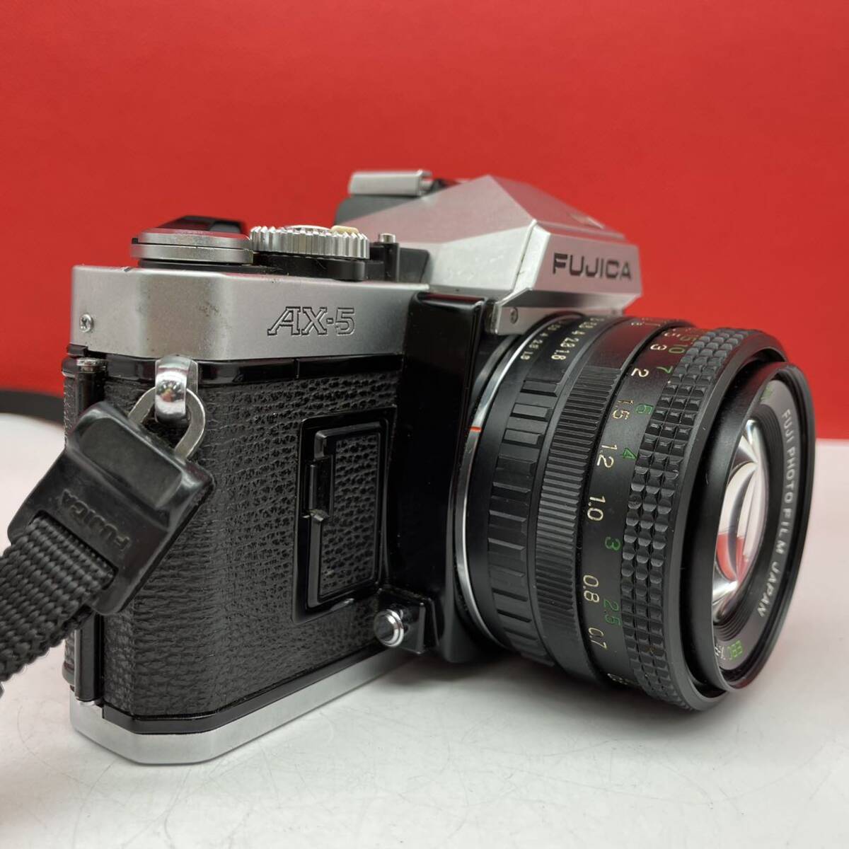 □ FUJIFILM FUJICA AX-5 ボディ 一眼レフカメラ フィルムカメラ EBC X-FUJINON F1.6 50mm DM レンズ 動作確認済 フジカ 富士フィルム_画像2