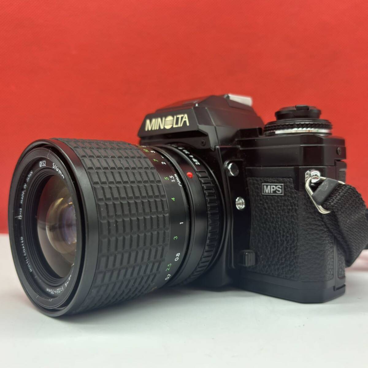 ◆ MINOLTA X-700 フィルムカメラ 一眼レフカメラ ボディ SIGMA ZOOM-MASTER F2.8〜4 35〜70mm レンズ シャッター、露出計OK ミノルタ_画像2