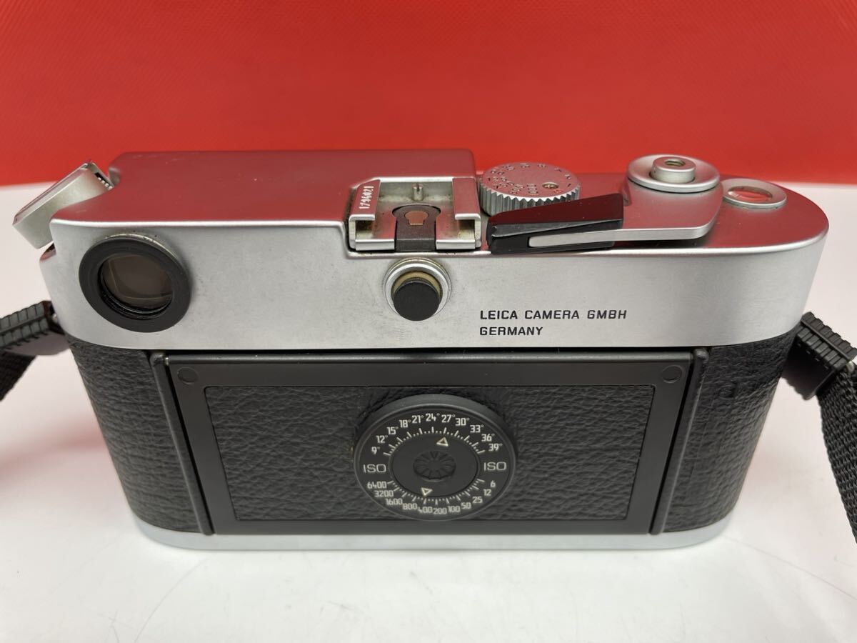 ＊ 【防湿庫保管品】 Leica M6 シルバー フィルムカメラ レンジファインダー Carl Zeiss Biogon 2.8/28 ZM T* レンズ 動作確認済 ライカ_画像5