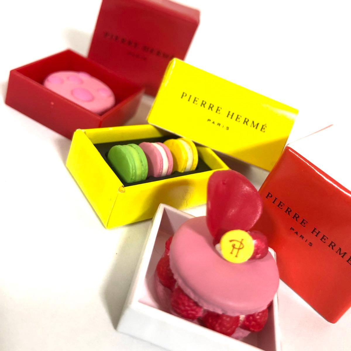 PIERRE HERMPARIS ピエール・エルメ・パリ ミニチュア PIERRE HERMPARIS ピエール・エルメ・パリ ミニチュア