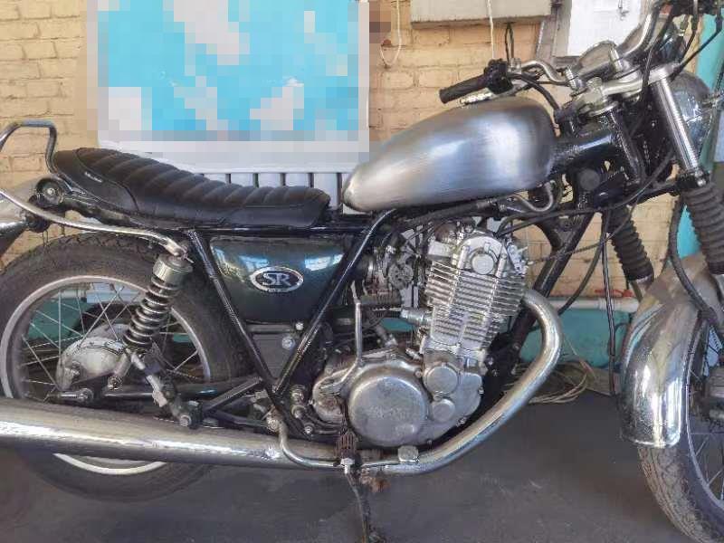 T-158 8L ヤマハ YAMAHA SR400&SR500 ナロー バナナタンク 純正 T-158 8L ヤマハ YAMAHA SR400&SR500 ナロー バナナタンク 純正
