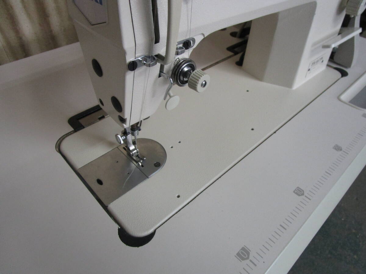 ■工業用ミシン 自動糸切本縫い ＪＵＫＩ ＤＤＬ－５５７０Ｎ ＳＣ－１２０Ｎ １００ＶＳＥＴ■②の画像7