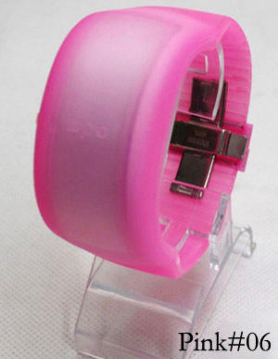 ★新品★オシャレ LED腕時計 シリコンストラップ★♪ピンク♪