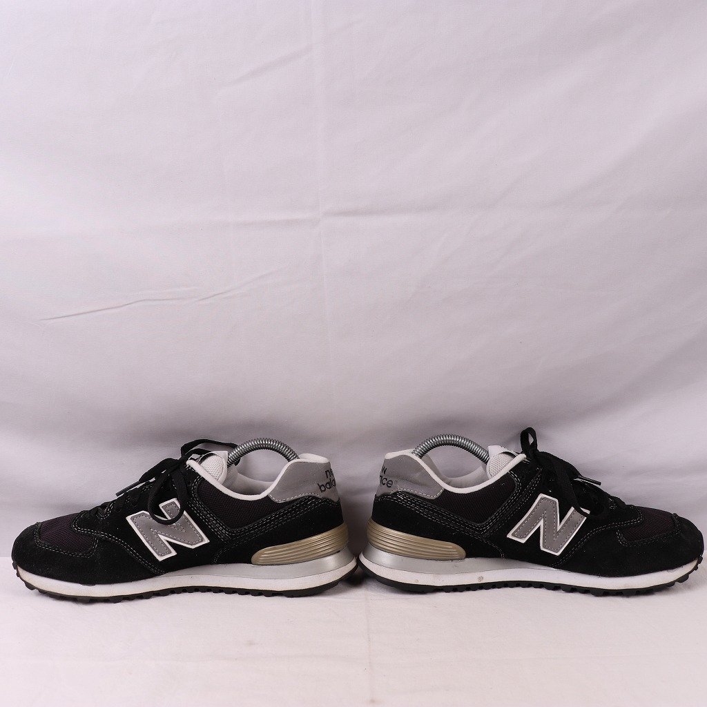 574 ニューバランス 26.0cm/new balance 黒 ブラック 銀 シルバー 白 ホワイト 中古 古着 メンズ スニーカー yy3118_画像5