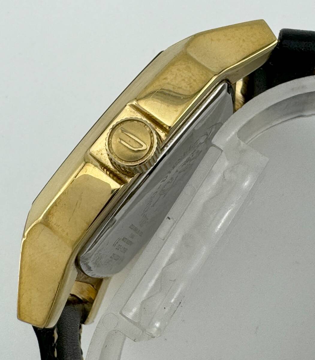 【ディーゼル　1円～】　◎DIESEL◎　QZ-1298　白文字盤　ゴールド　腕時計　稼働　メンズ　B7887_画像3
