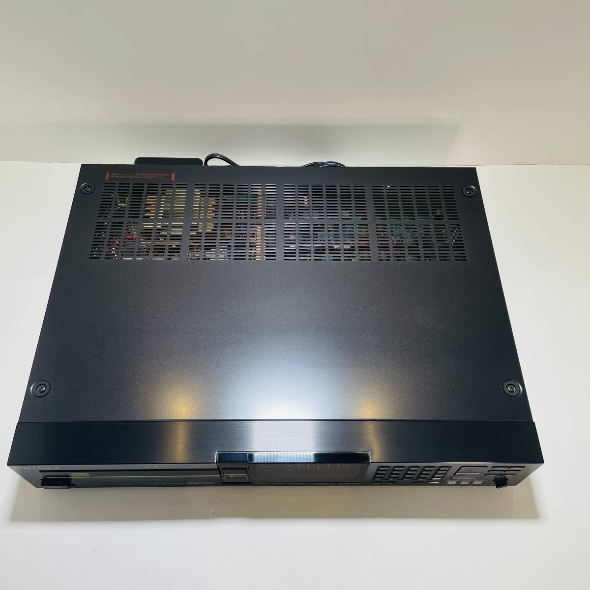 【中古・整備済・極美品】SONY CDP-552ESD CDプレイヤー CDデッキ メンテナンス済 完動品 美品 ソニー_画像4